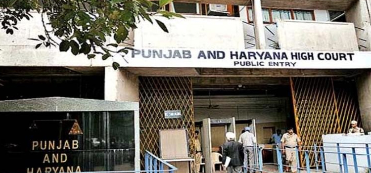 एयरपोर्ट बनाते समय क्यों नहीं बना पैरलल टैक्सी ट्रैक: हाईकोर्ट