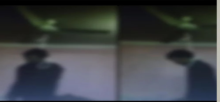 फेसबुक-LIVE-ऑन-कर-फंदे-पर-झूल-गया-युवक,-रोकती-रही-बहन