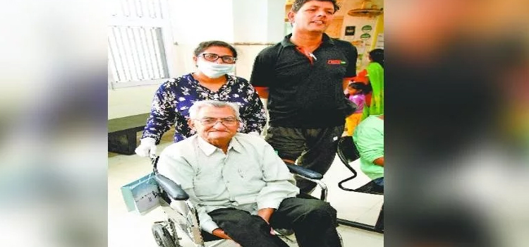 रैबीज का इंजेक्शन लगवाना तो सीरिंज साथ में लाना, अस्पताल में सीरिंज खत्म