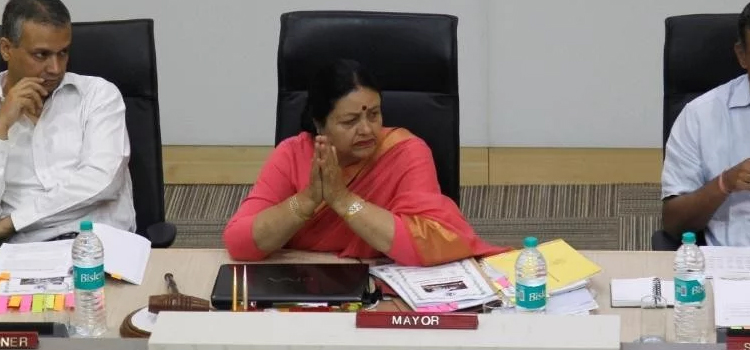 सदन-की-बैठक-में-बवाल,-कमिश्नर-बोले--पंचकूला-मोहाली-वाला-माहौल-न-बनने-दें