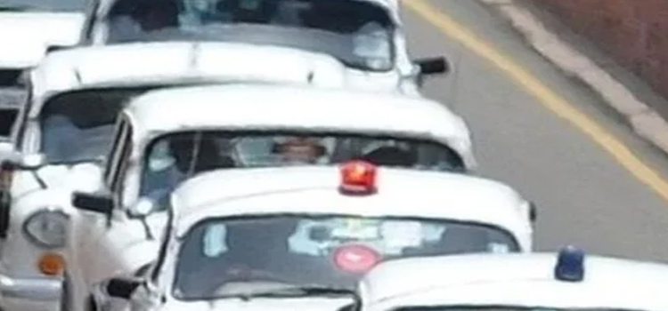 आज-से-'लालबत्ती-लैस'-हो-जायेंगे-पीएम-और-सभी-सीएम,-कोई-VIP-नहीं-रहेगा