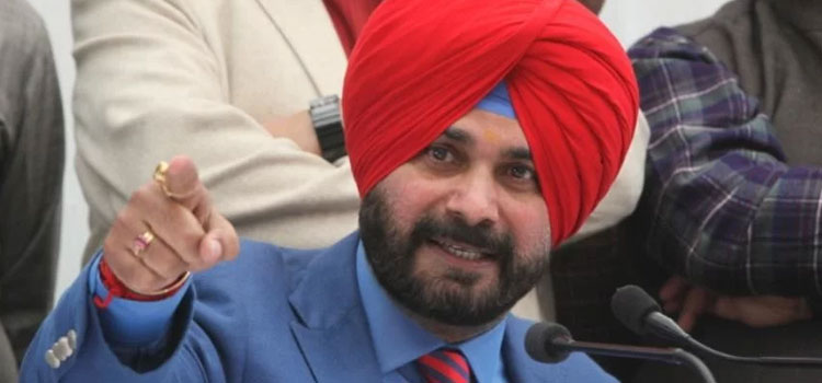 कर्ज-माफी-से-पीछे-हटने-का-सवाल-नहीं