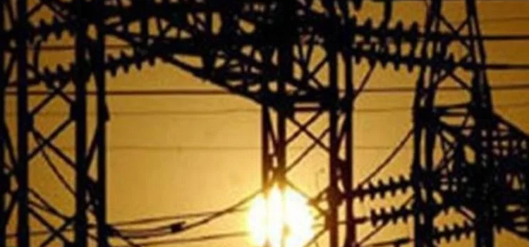 गर्मी बढ़ते ही शहर में बिजली की खपत बढ़ गई
