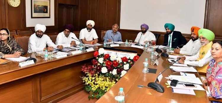 ट्रांसपोर्ट विभाग में व्याप्त भ्रष्टाचार पर लगाम लगाते हुए डीटीओ