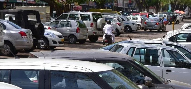 पार्किंगों-और-उनमें-बचे-स्पेस-की-पूरी-जानकारी