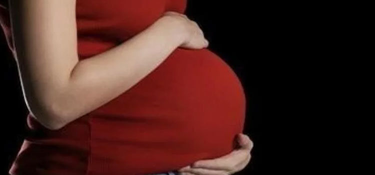 एंबुलेंस-के-इंतजार-में-तड़पती-रही-गर्भवती,-गर्भ-में-ही-बच्चे-की-मौत