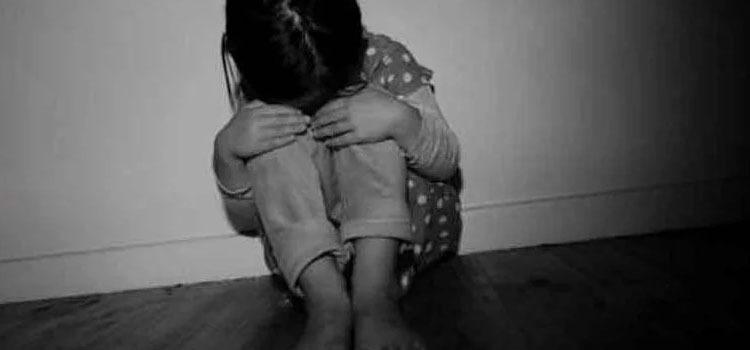 दस साल की बच्ची 30 हफ्ते की गर्भवती है। अब सुप्रीमकोर्ट ने पीजीआई से राय मांगी