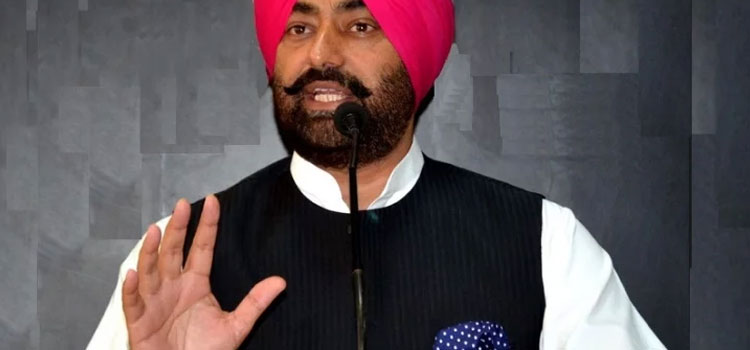 फूलका के इस्तीफा देने के बाद पंजाब में नेता प्रतिपक्ष के लिए कई दावेदारों का नाम