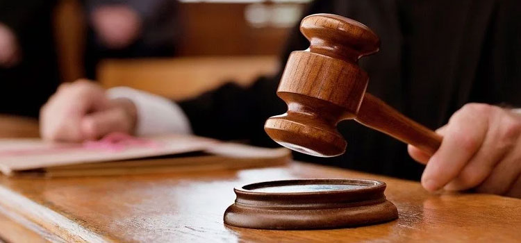 महिला ही नहीं पुरुष एसिड पीड़ित भी मुआवजे के हकदार