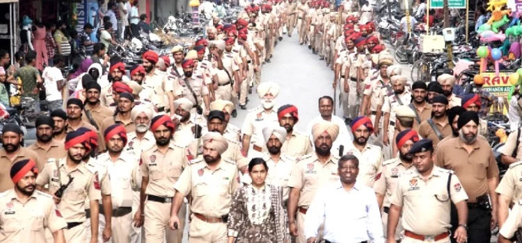 डीसी मांग रहे अफसरों के लिए स्पेशल पॉवर