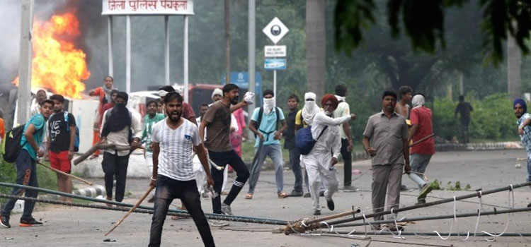 करियर का सबसे बड़ा फैसला