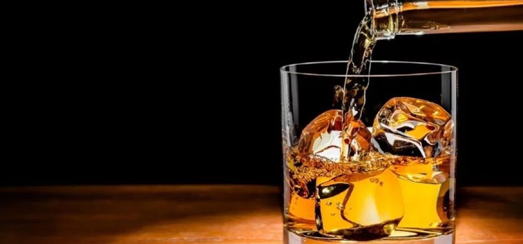 एक्साइज ने शराब परोसने के 37 नए लाइसेंस जारी किए