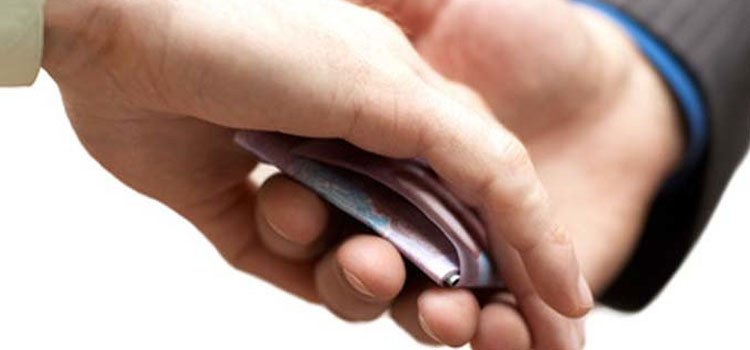 सीबीआई ने मारा छापा, डेढ़ लाख रिश्वत लेते साइंटिस्ट को रंगे हाथ दबोचा