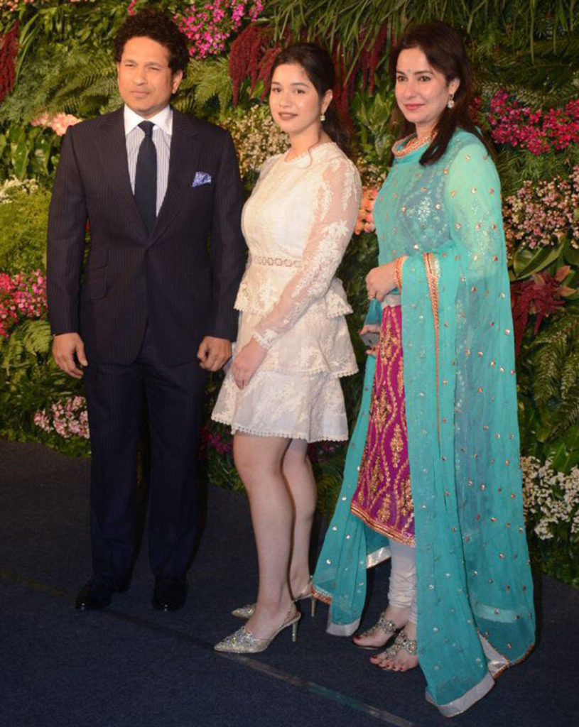 Anushka Sharma And Virat Kohli's Mumbai Reception