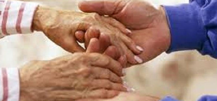 बुजुर्ग माता-पिता