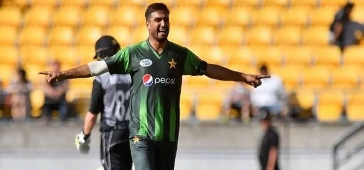 Pakistani Bowler Rumman Raees