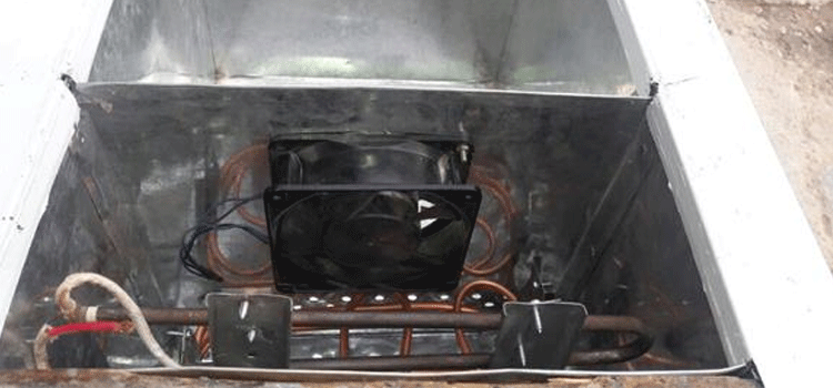 Pac Students Prepare The Automatic Environment Testing Chamber